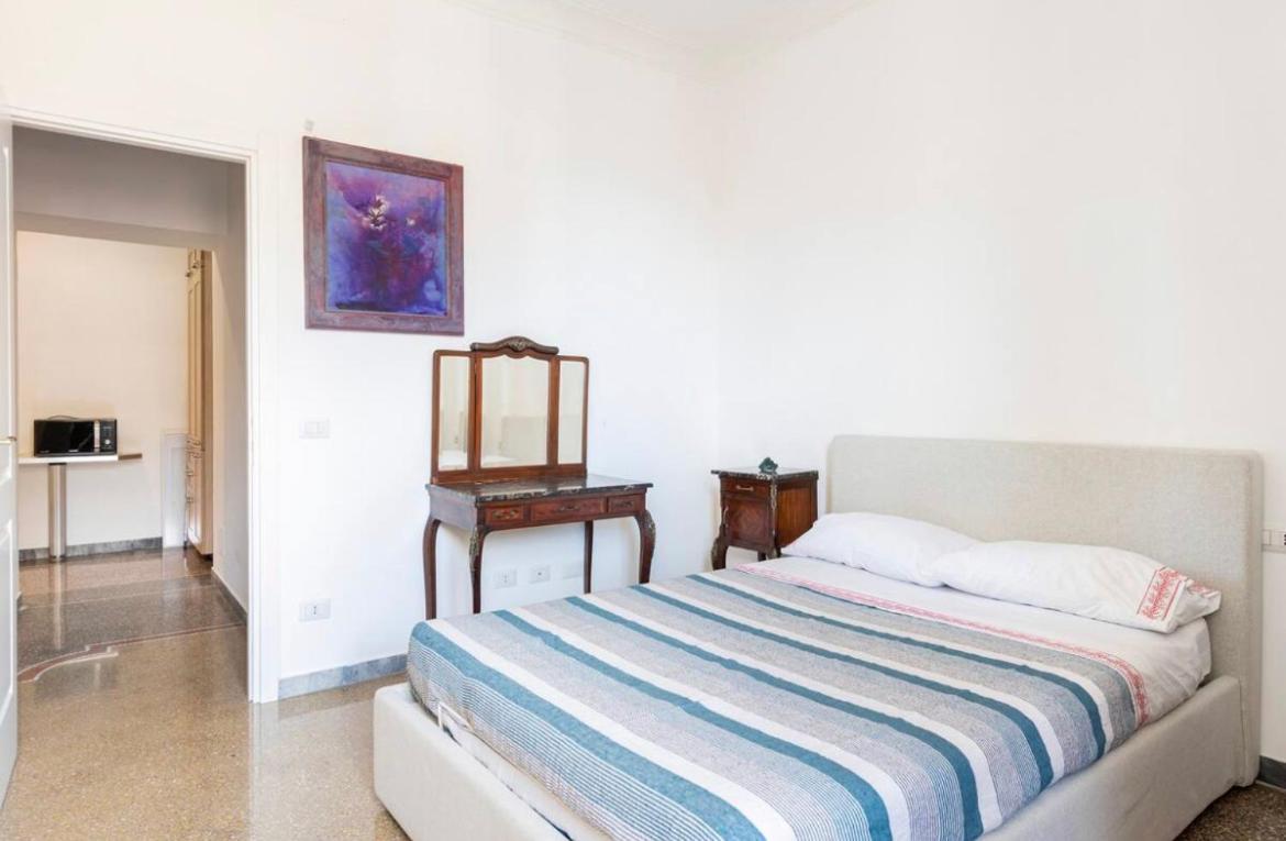 Roma Private Rooms Exterior photo