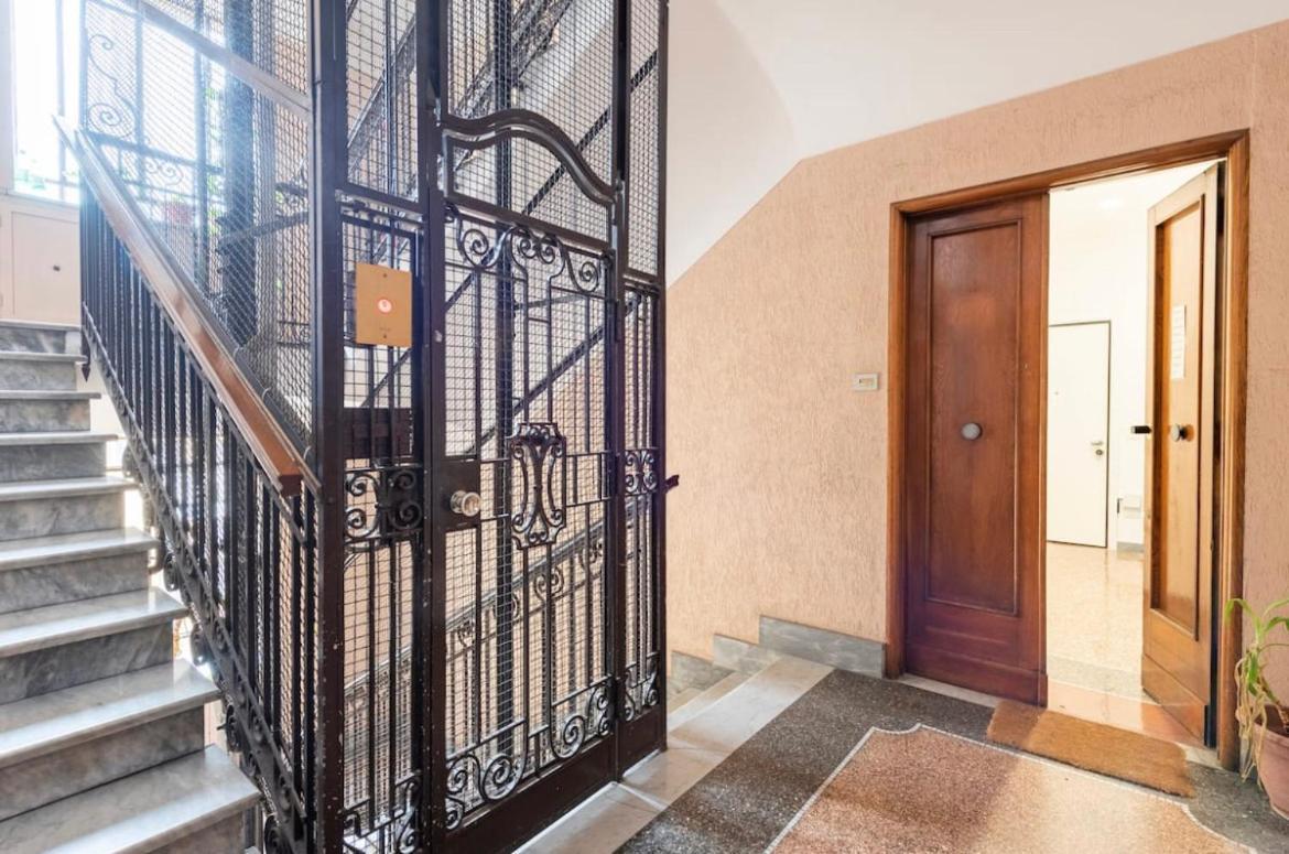 Roma Private Rooms Exterior photo