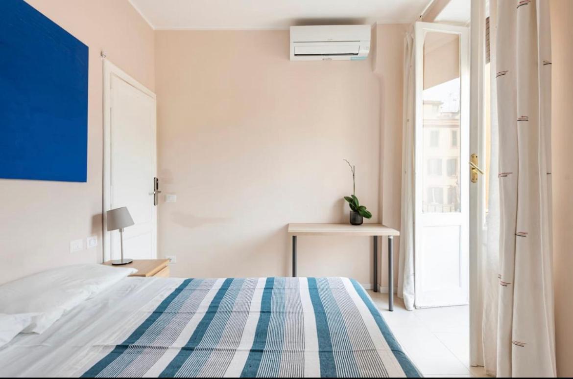 Roma Private Rooms Exterior photo